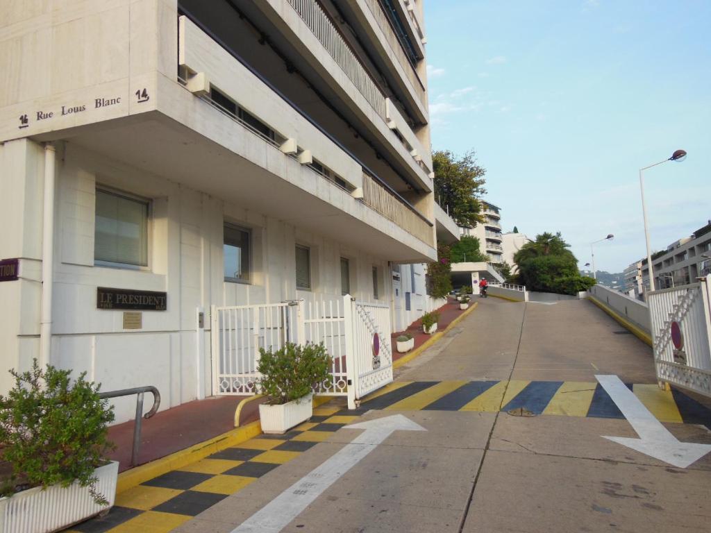 2, 3 And 4 Bedroom Sea View Forville Apartments 5 Mins From The Palais Cannes Værelse billede